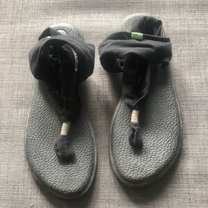 Sanuk Black Sandals